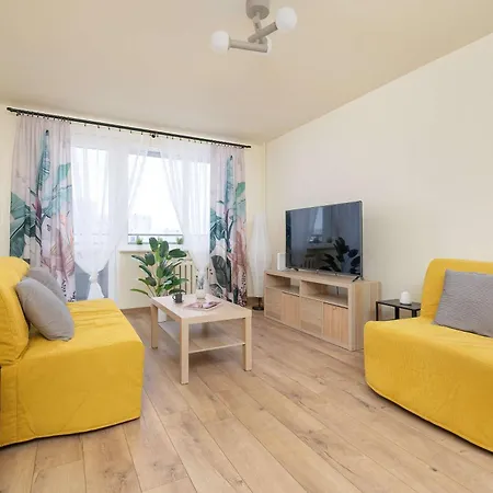 Lägenhet Comfortable With Balcony Remote Working Near A Nature Reserve By Renters