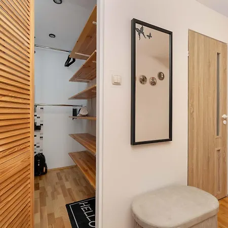 Comfortable With Balcony Remote Work Near A Nature Reserve By Renters *