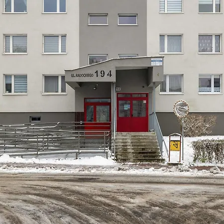Comfortable With Balcony Remote Work Near A Nature Reserve By Renters Apartment Katowice