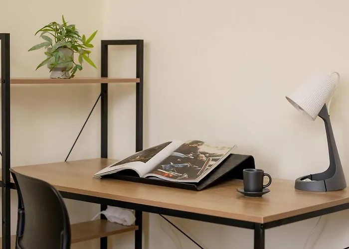 Comfortable With Balcony Remote Work Near A Nature Reserve By Renters 卡托维兹