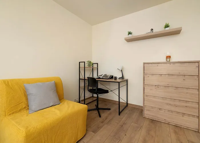 Comfortable With Balcony Remote Work Near A Nature Reserve By Renters Appartement *